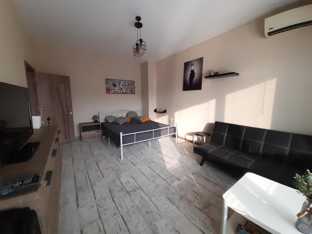 Lefterov'S Guests Suite Varna Esterno foto