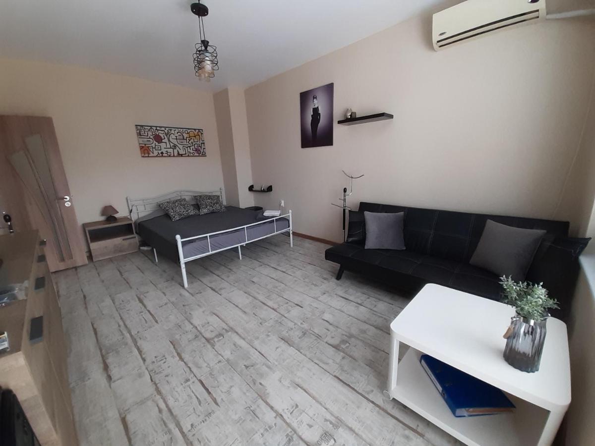 Lefterov'S Guests Suite Varna Esterno foto